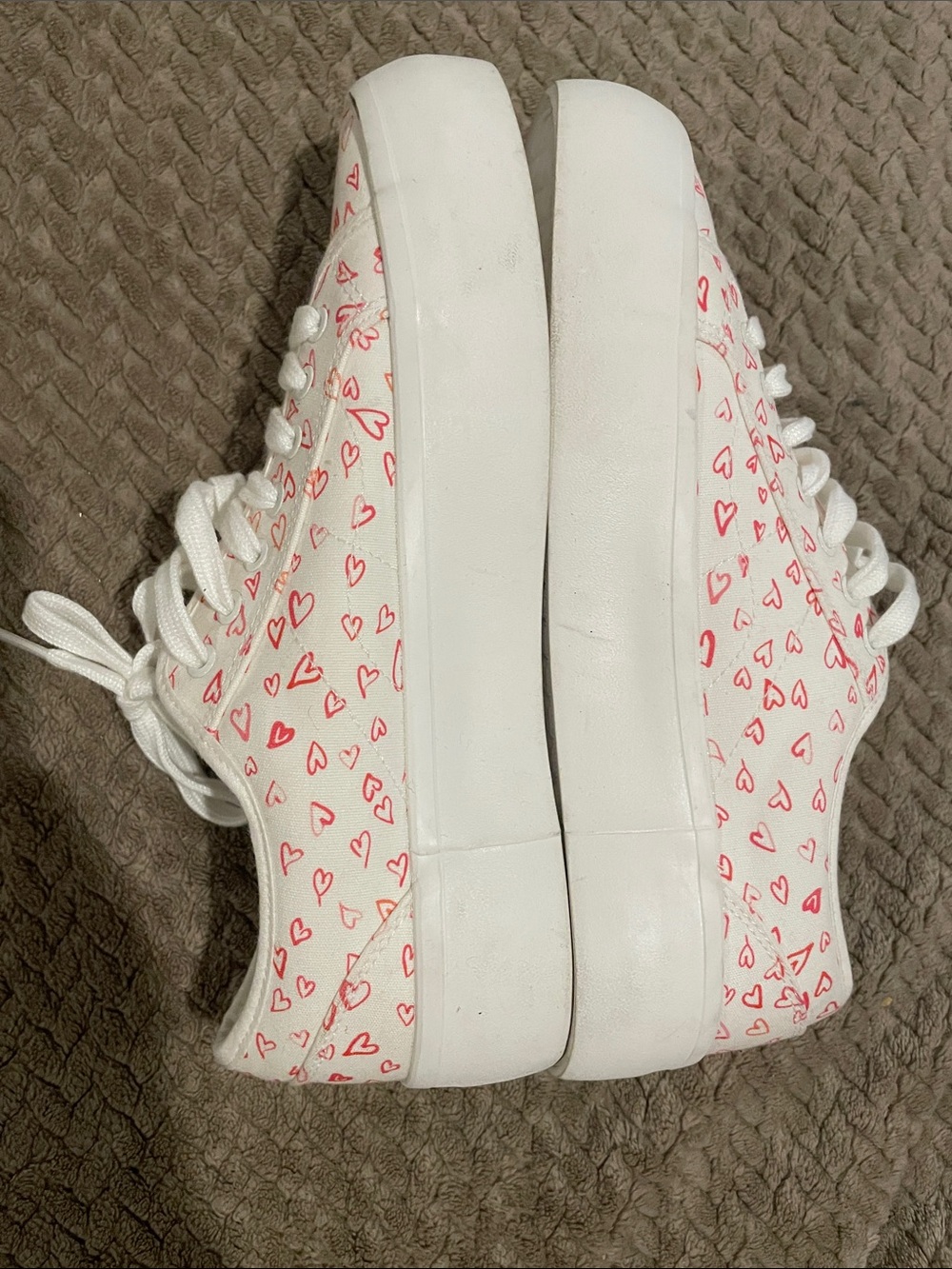 Joie White Sneakers with Pink Heart Print - Picture 4 of 7